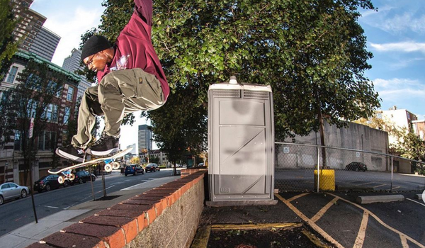 Jahmir's New Venture Trucks Video